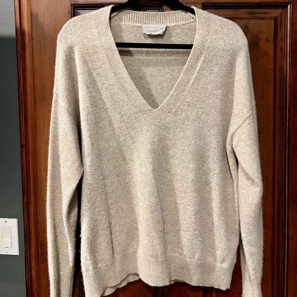 Everlane cashmere sweater